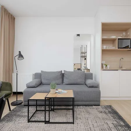 Comfortable Near Pge Narodowy By Renters Apartment *