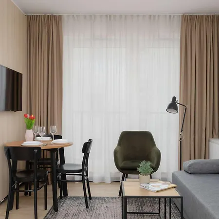 Comfortable Near Pge Narodowy By Renters Apartment